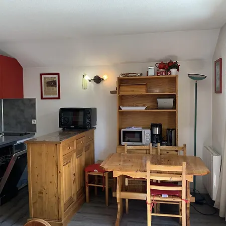 Au Pied Des Pistes, 4 Pers, Balcon, Le Menuires - Fr-1-452-138 Apartamento *